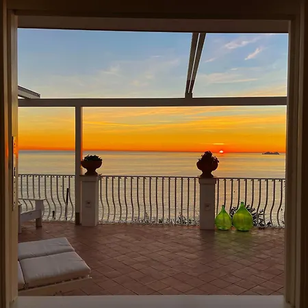 Holiday home Celebrity - Big Terrace On The Sea