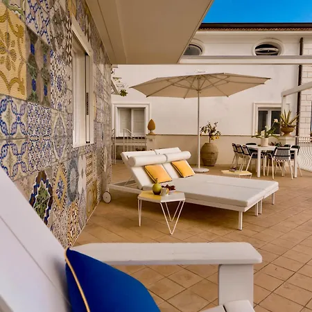 Celebrity - Big Terrace On The Sea Casa vacanze